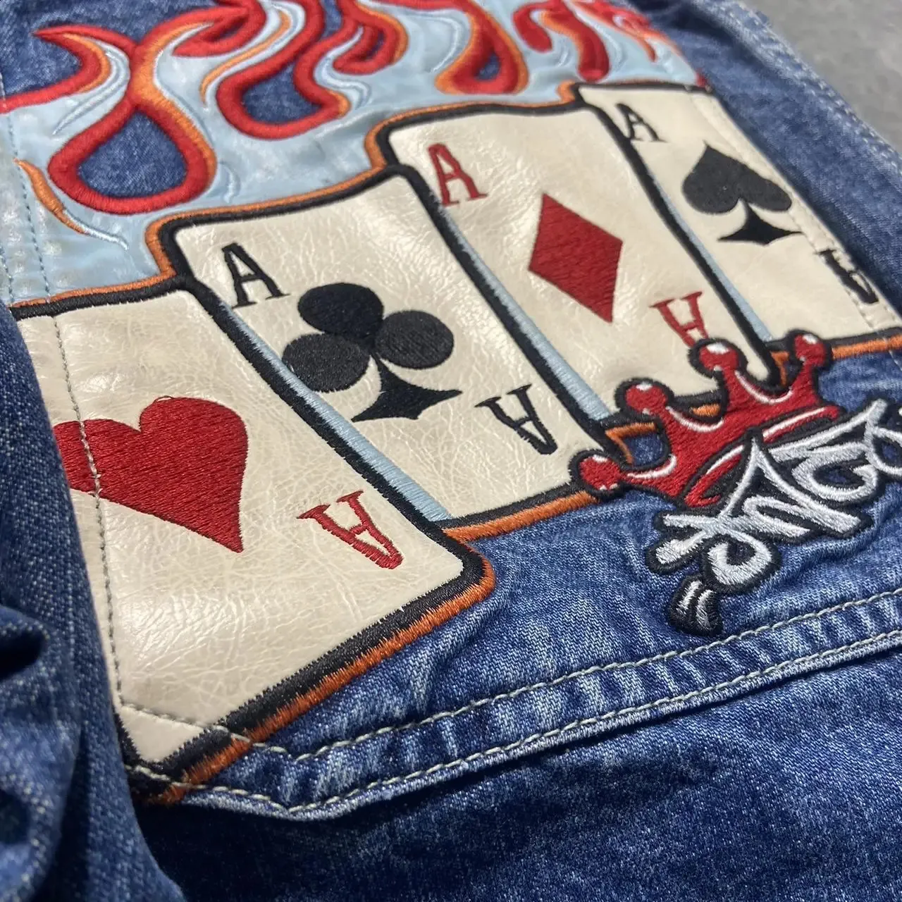 ハート　海外　y2k i❤︎hg A10637C.png.png