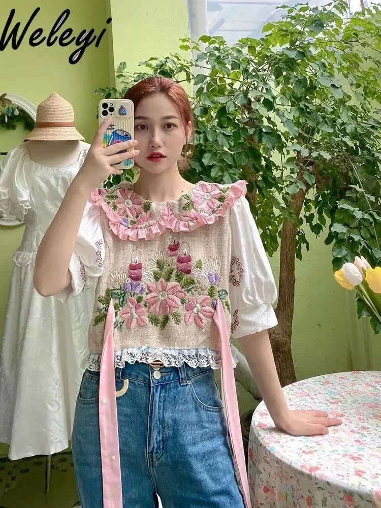 Retro Embroidered Doll Collar Blouse