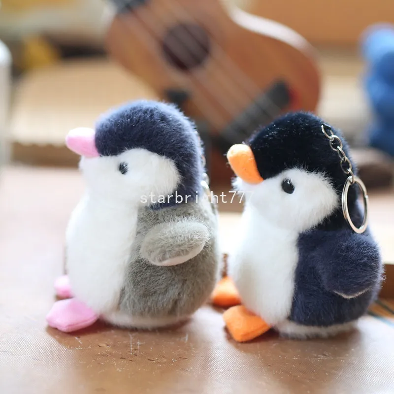 ペンギン ぬいぐるみ キーチェーン付き 漫画のペンギンのぬいぐるみキーチェーン かわいいバッグペンダントと