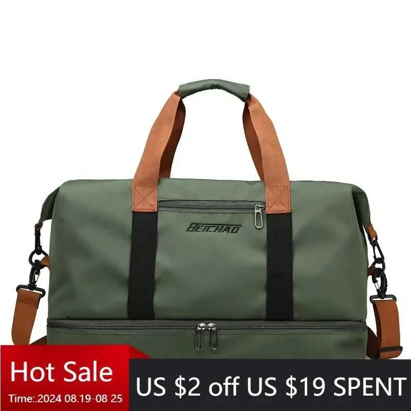 Portable Travel Gym Bag - Weekender Duffel Bags for Fitness & Short ...