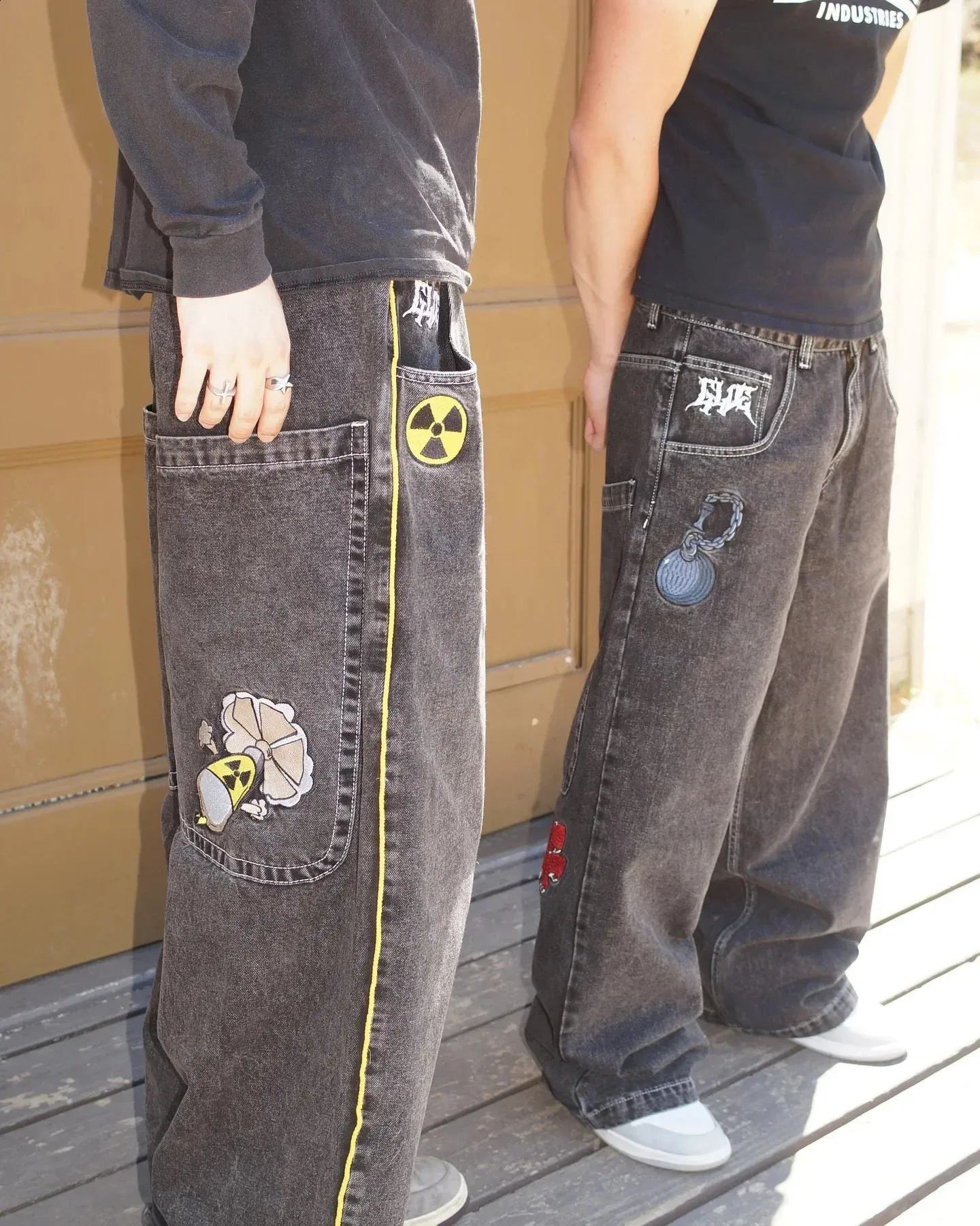 【mnem】Embroidered Patch Wide Denim Embroidered Black Baggy baggy jeans - Retro High Street