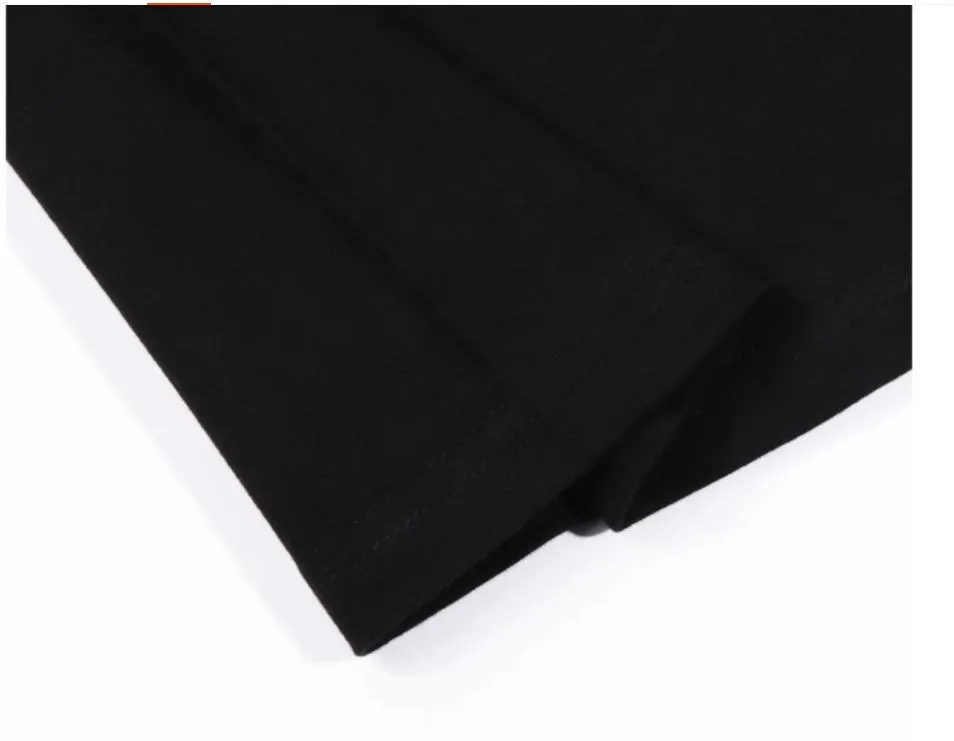 Klassiska Casual T-shirts för Strand Andningsbara Mjuka Populära Herrtröjor Anpassad Anime_voghion.com