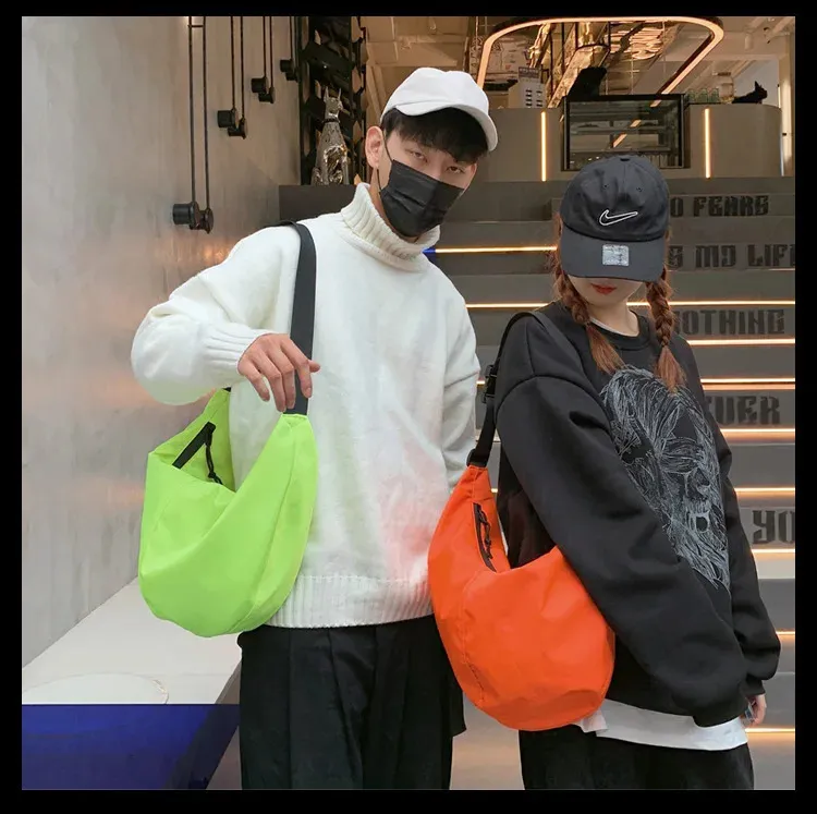 DHgate.com:Spacious Nylon Crossbody Bag: Lightweight
