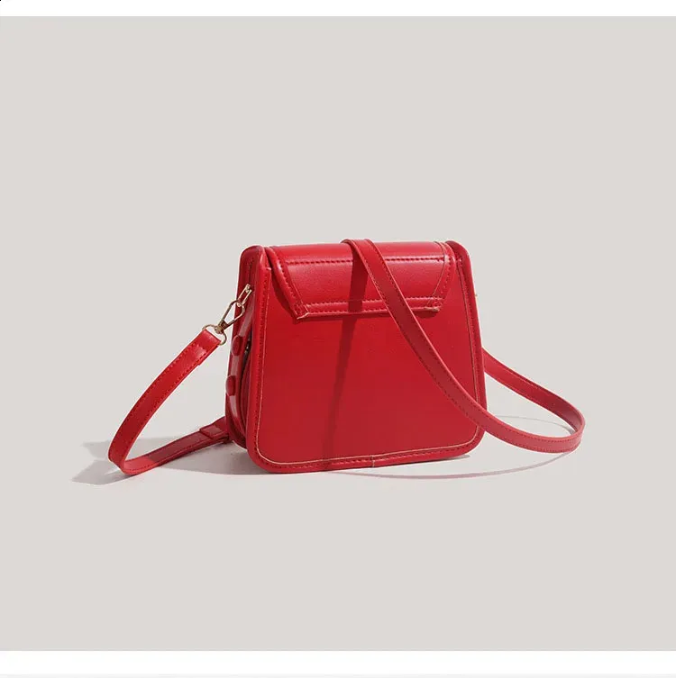 ショルダーバッグ・ポシェット Ruby Stud Shoulder Bag Red Nouveau Small Shoulder Bag | Kate Spade New York
