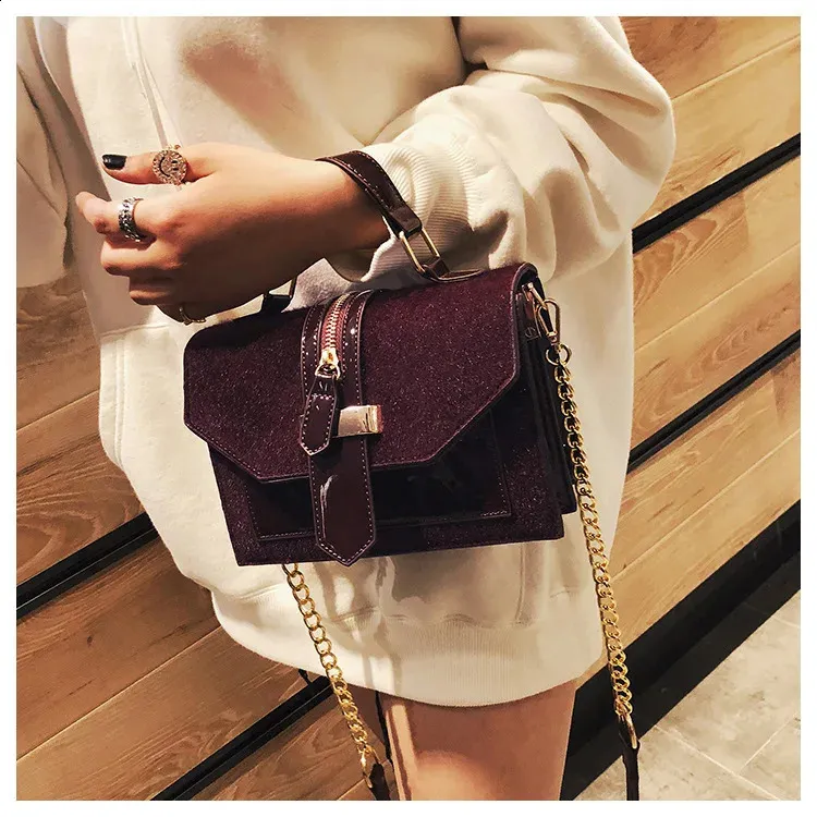 DHgate.com:Leopard Print Crossbody Bag - Y2k Style Top