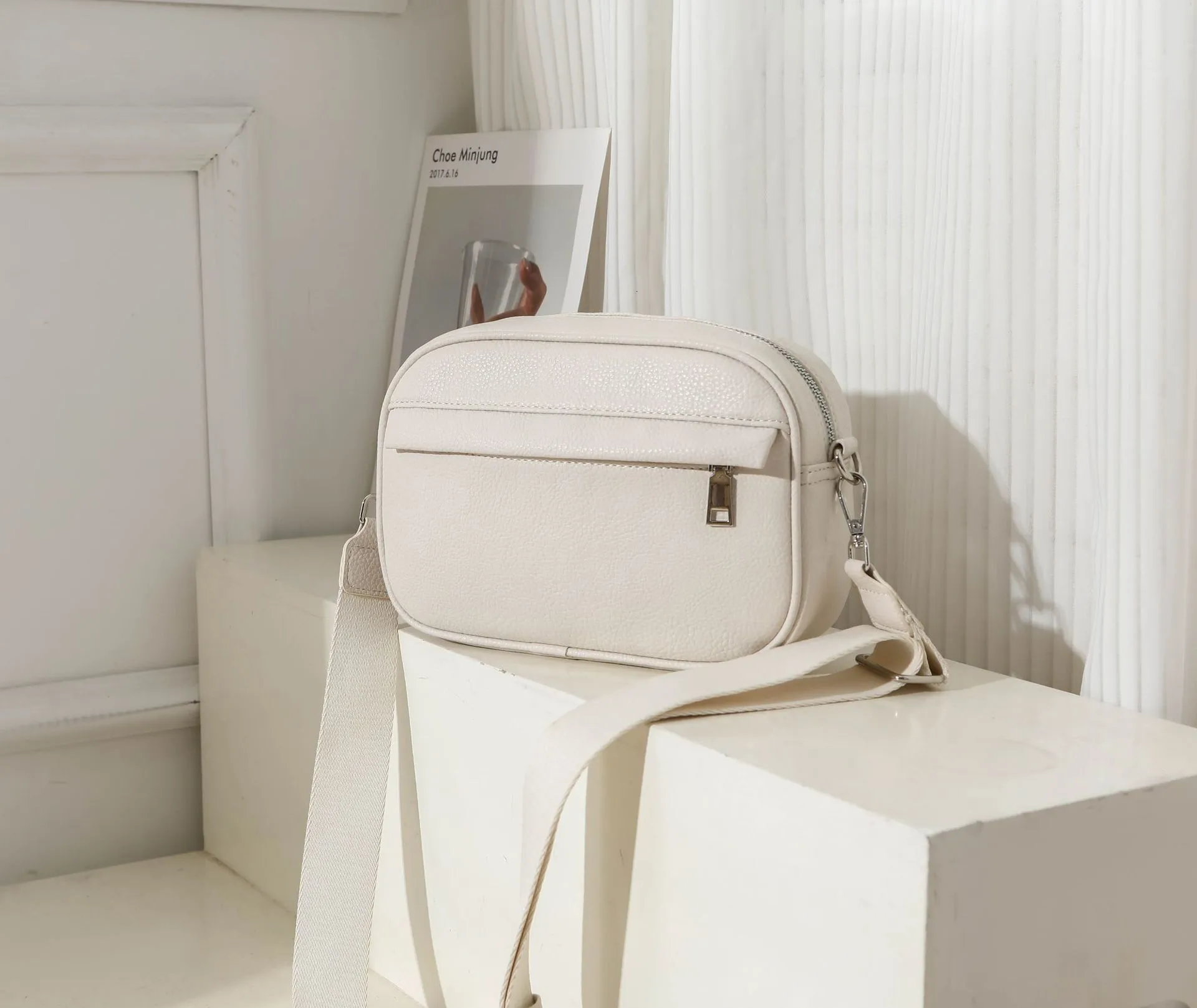 DHgate.com:Solid Color Crossbody Bag: New Womens Small DHgate.com:Solid Color Crossbody Bag: New Womens Small