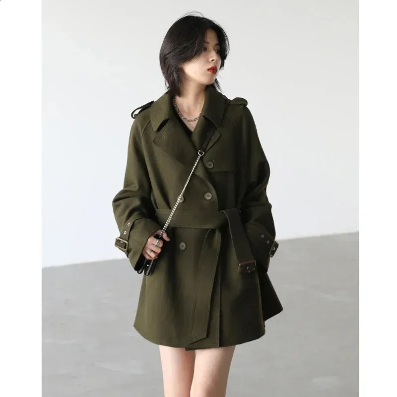 Elegant winter plaid wool coat with belt waist 4708 Elegant winter plaid wool coat with belt waist 4708