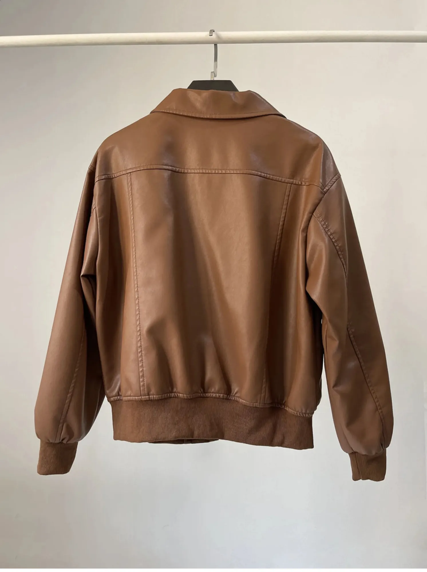 495d7147-78e3-4349-8550-