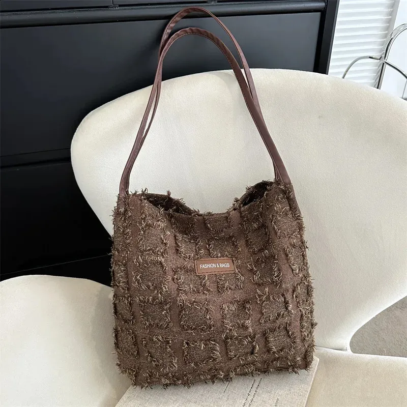 Vintage Y2K Shoulder Bag: Fashion Tote Handbags, Chic