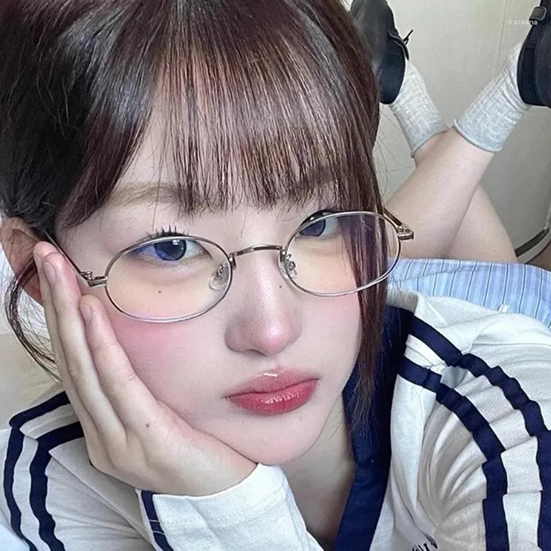 Small Oval Sunglasses: Y2K Vintage Style, Metal Frame, Anti-Blue Light  Shop Now!