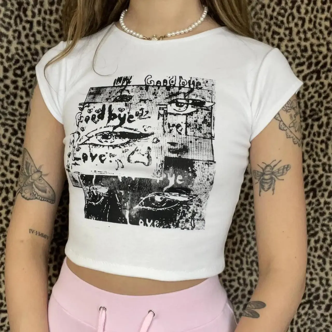 Emo Girl 90s Punk Sexy Street Clothing: Y2K Slim Fit Pattern Baby t shirt with Beautiful Cut Top and Short Sleeves Emo Girl 90s Punk Sexy Street Clothing: Y2K Slim Fit Pattern Baby t shirt with Beautiful Cut Top and Short Sleeves