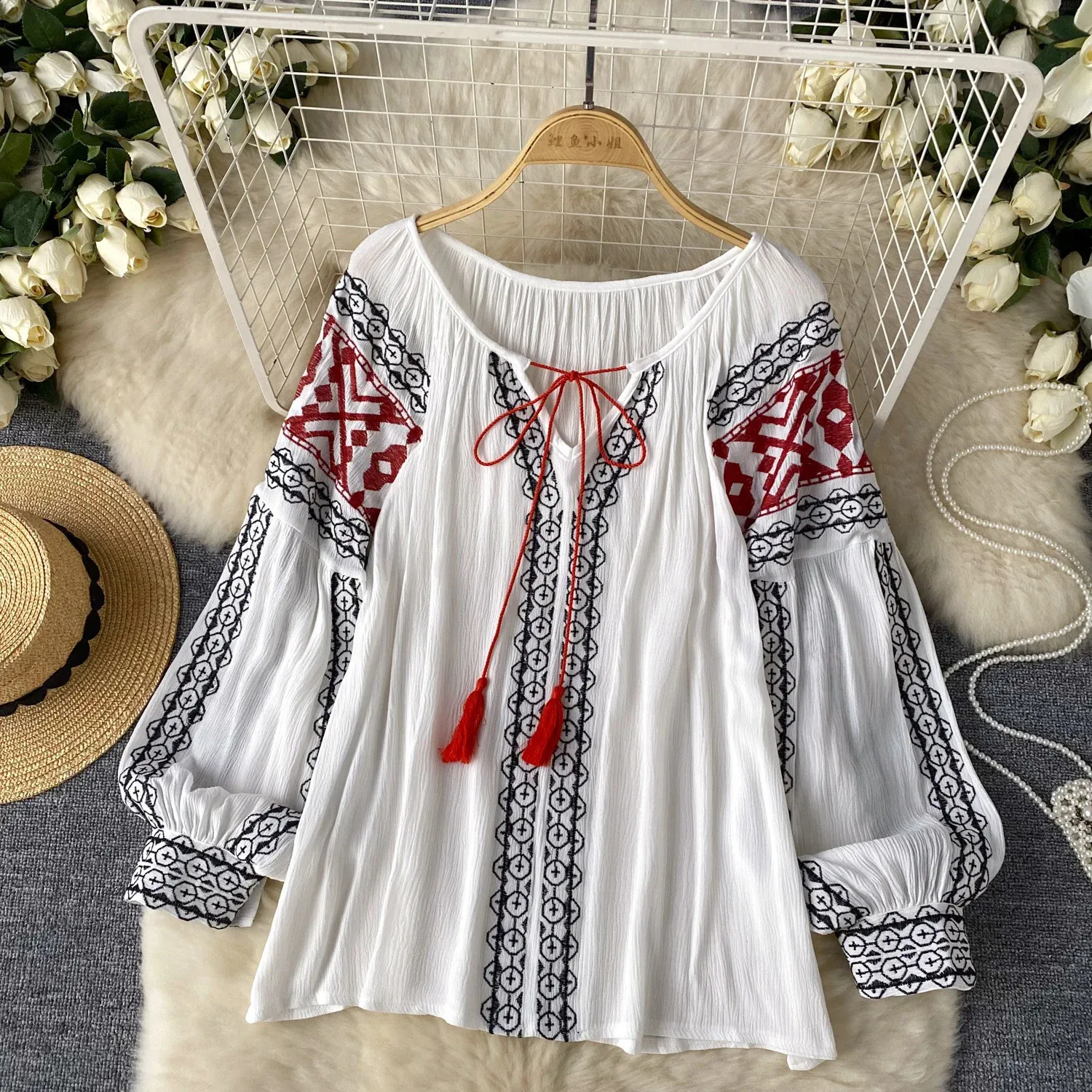 トップス Hella EMBROIDERY LACE BLOUSE EMBROIDERY LACE BLOUSE - Hella (ヘラ）公式通販サイト