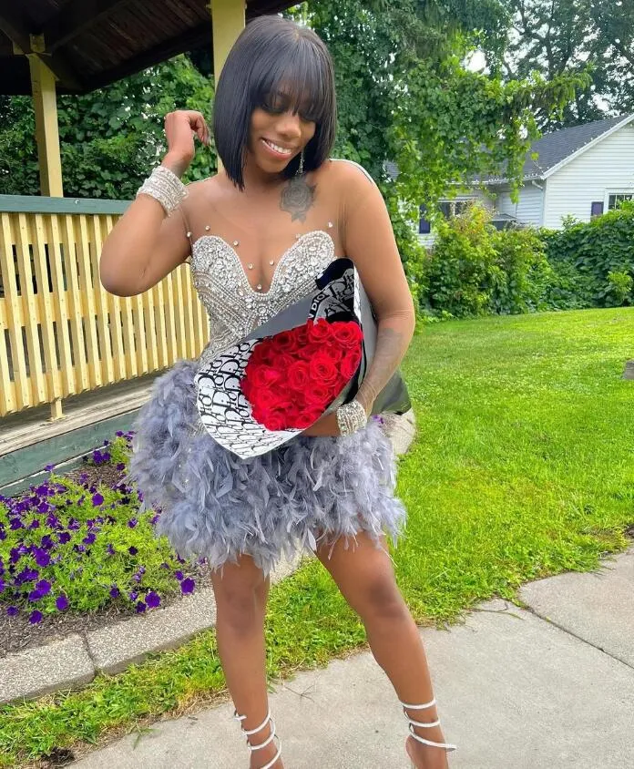 Sparkly Silver Grey Short Prom Dress with Feather Detail for Special Occasions