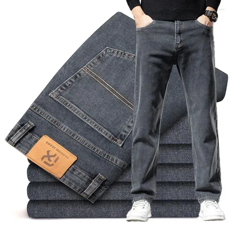 Classic Style Men's men's jeans for Autumn and