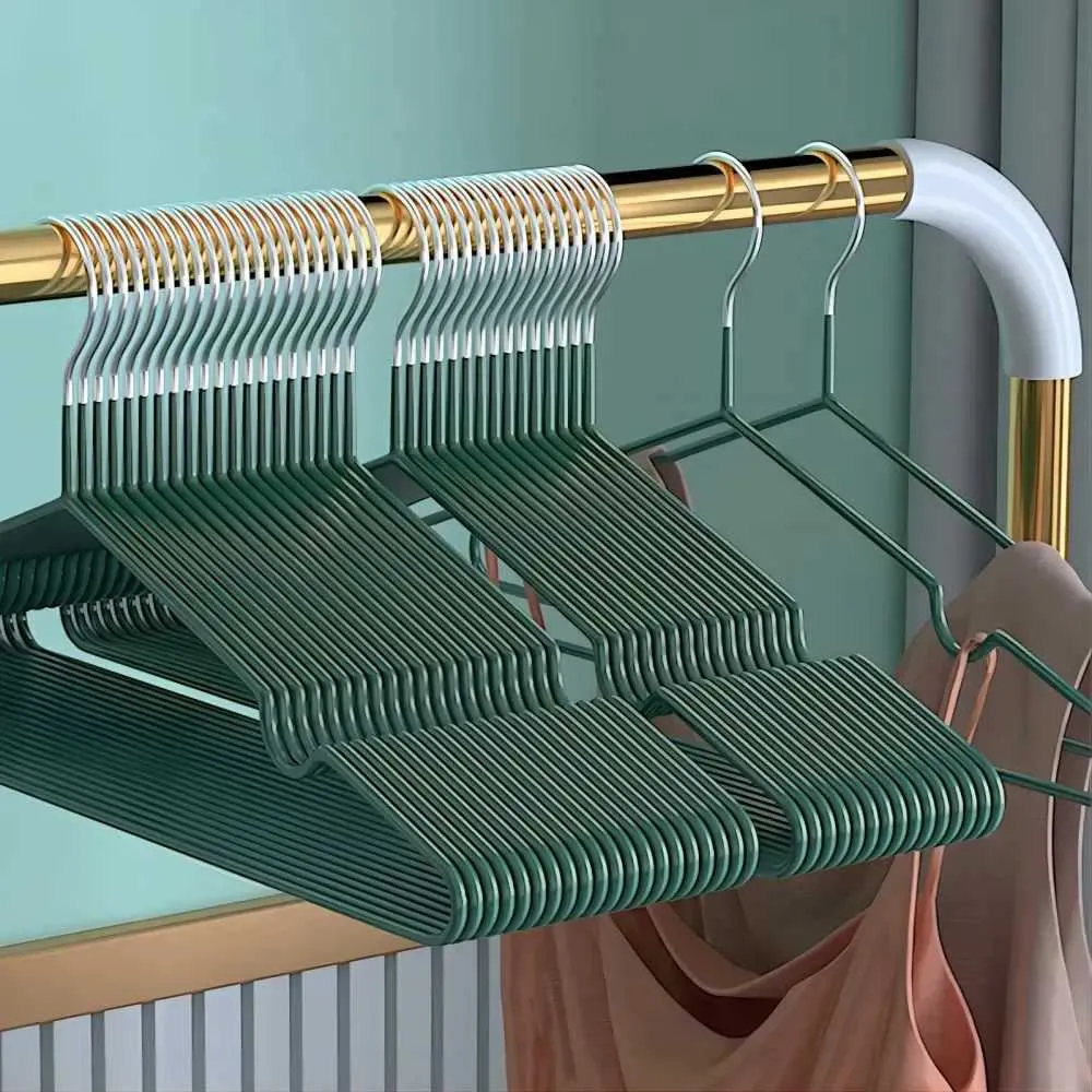 Anti-Slip Clothes Hanger: Wide Shoulder, Arc Design for Garment Care ...