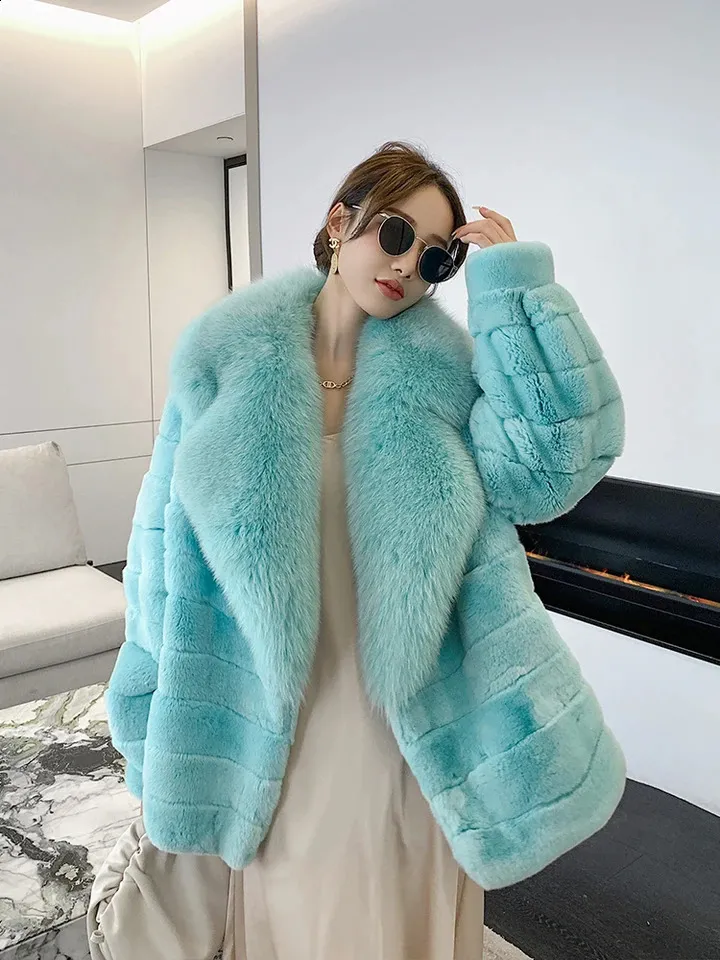 Real Rex Rabbit Fur Womens Winter Coat: Luxurious Fox Fur Collar