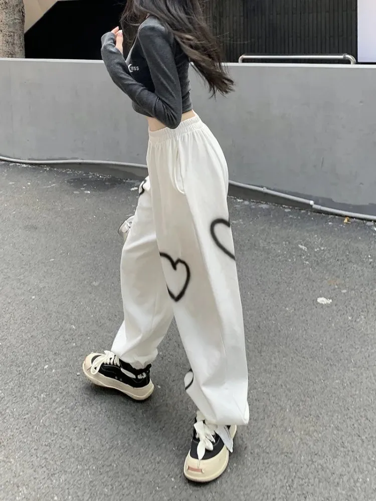 Hippie Y2K Baggy Sweatpants for Women Oversized Heart Print Jogger Pants