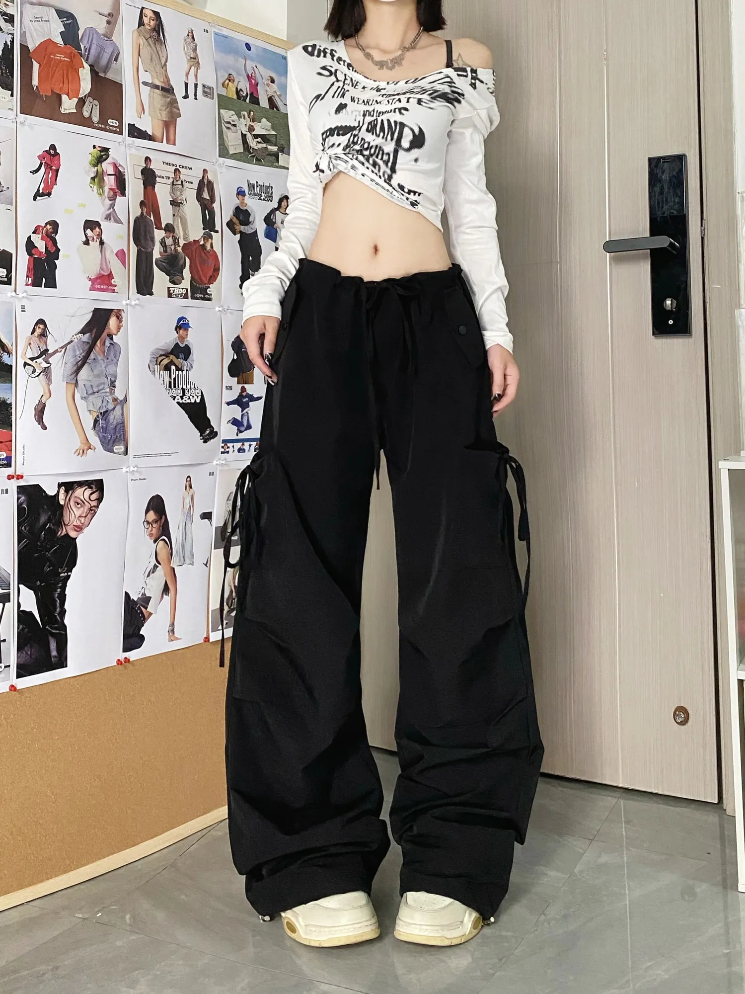 Harajuku Style Women's Grey Y2k cargo pants for women Harajuku Style Women's Grey Y2k cargo pants for women