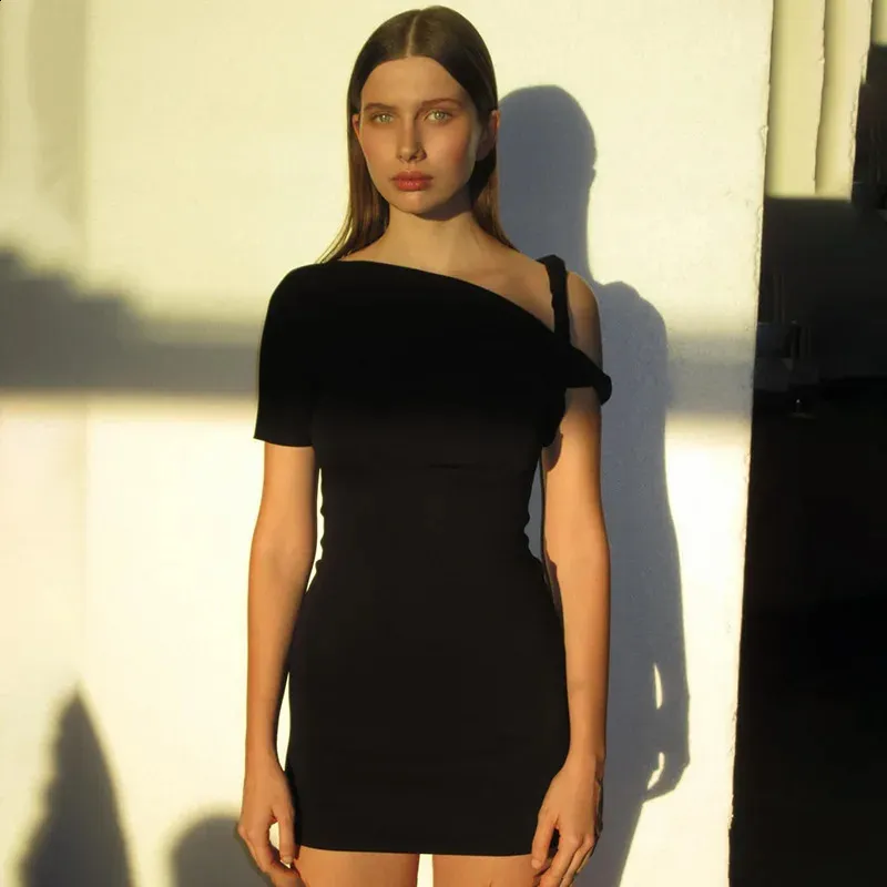 Kylie Jenner Asymmetrical Twist One Shoulder Mini... From Sereinstore,  $17.58 | DHgate.Com