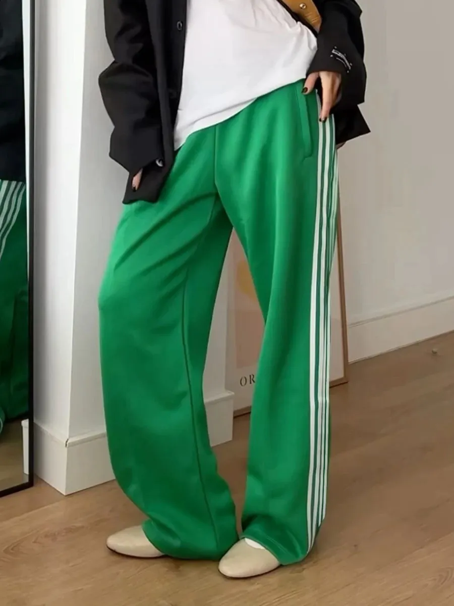 thumbnail image 2 of Women's Y2K Baggy Sweatpants - Wide Leg Joggers With Elastic Waist, Striped Design, Casual Lounge & Streetwear 2 of 4