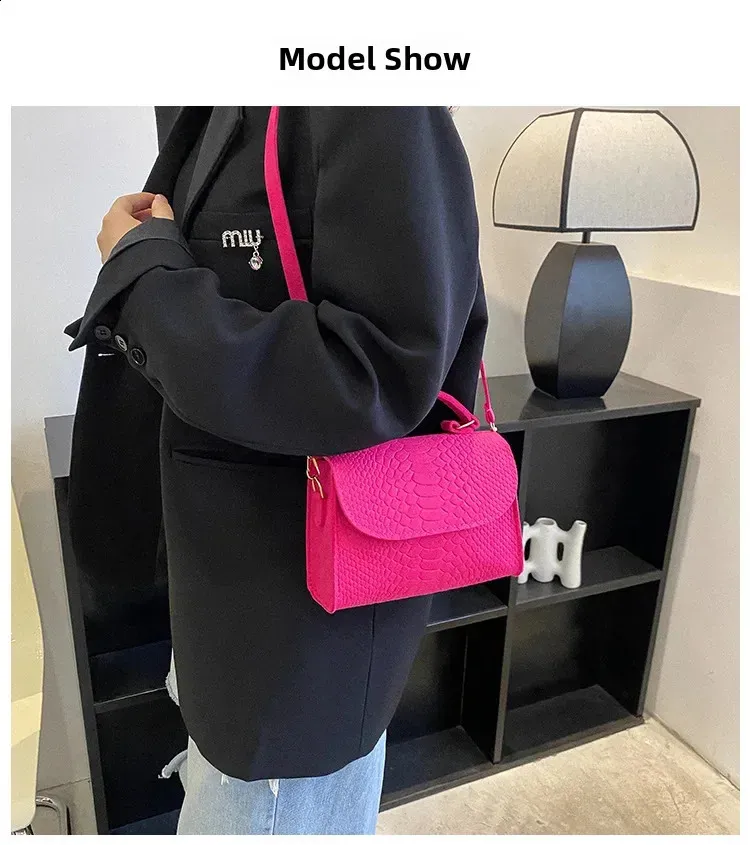DHgate.com:Shop Now: Premium Quality Small Shoulder Bag with