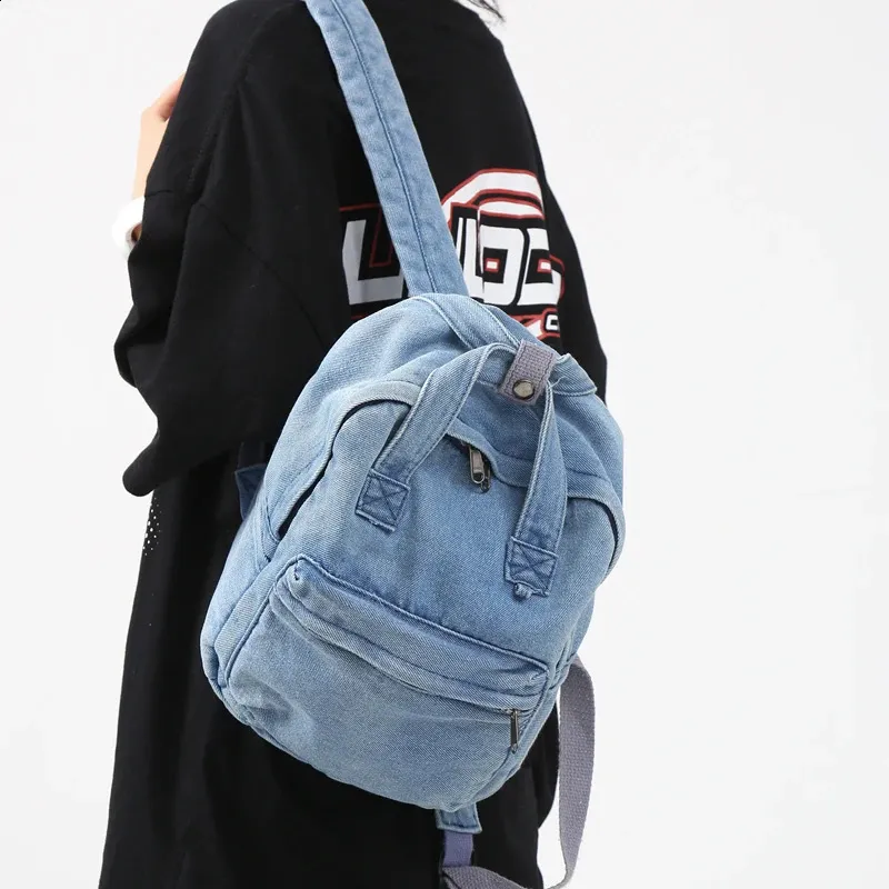 Vintage Denim Laptop Backpack for Women: Trend College  display picture 1