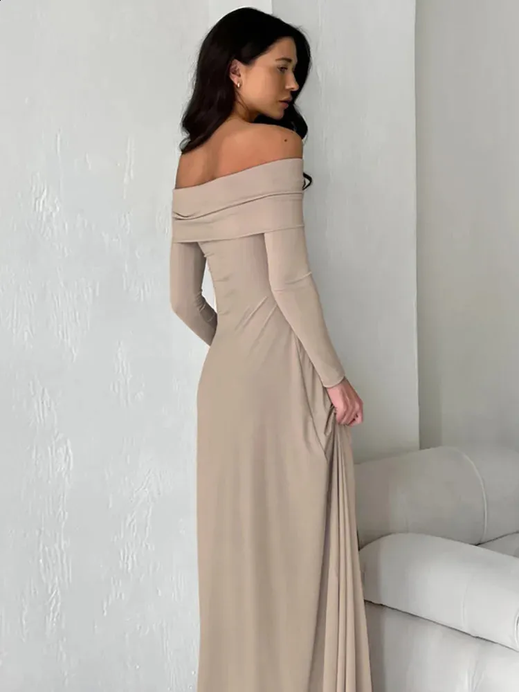 long sleeve v neck short dress Windsor Deep Drama Long Sleeve Bodycon Dress in Pink | Size: XS