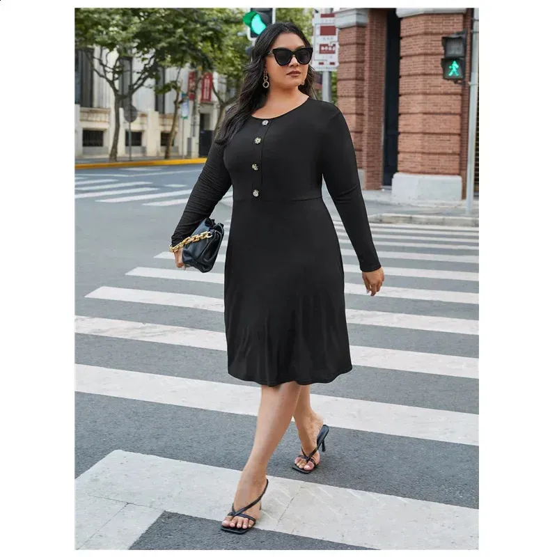 black work dress plus size Alice + Olivia - Velia Mini Dress