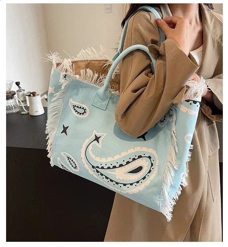 Borsa A Tracolla Donna Y2K Argento - Modello 2024, Colore Blu, Taglia Unica, Capacità Media Per Oggetti Essenziali - copertina