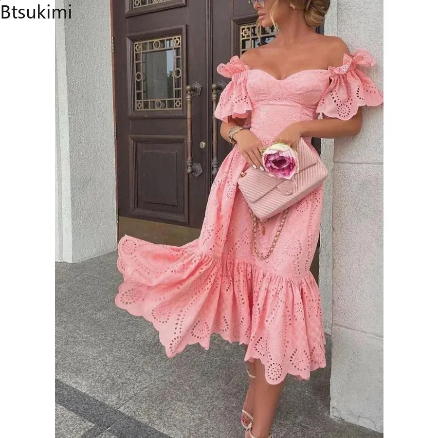 Summer Chic: Elegant Strapless Lace Patchwork White Dress with Sleeves with Hollow Out Ruffles for Women