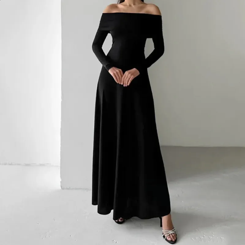 Save Big on Bulk Off Shoulder Maxi Dress Black Long Sleeve Black Dress  Maxi: Off Shoulder Evening Gown, Solid Black Strapless Maxi Dress For  Winter