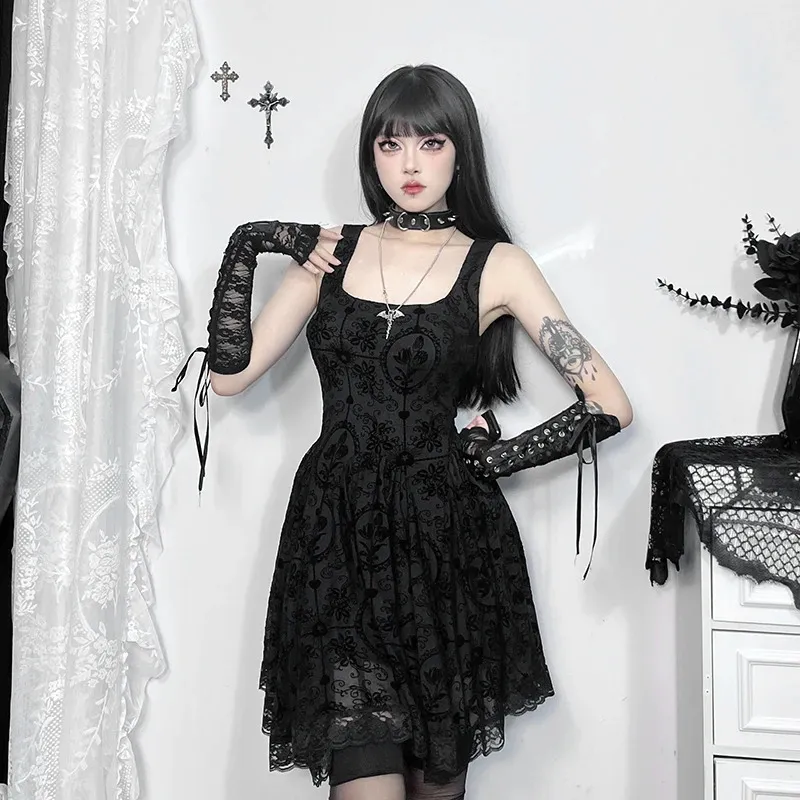 InsGoth Gothic Retro Lace Patch Floor-Length Chiffon Dress Womens Grunge Sleeveless Spaghetti Strap Dress from Dhgate Basic & Casual Dresses - price 40.46 InsGoth Gothic Retro Lace Patch Floor-Length Chiffon Dress Womens Grunge Sleeveless Spaghetti Strap Dress from Dhgate Basic & Casual Dresses - price 40.46