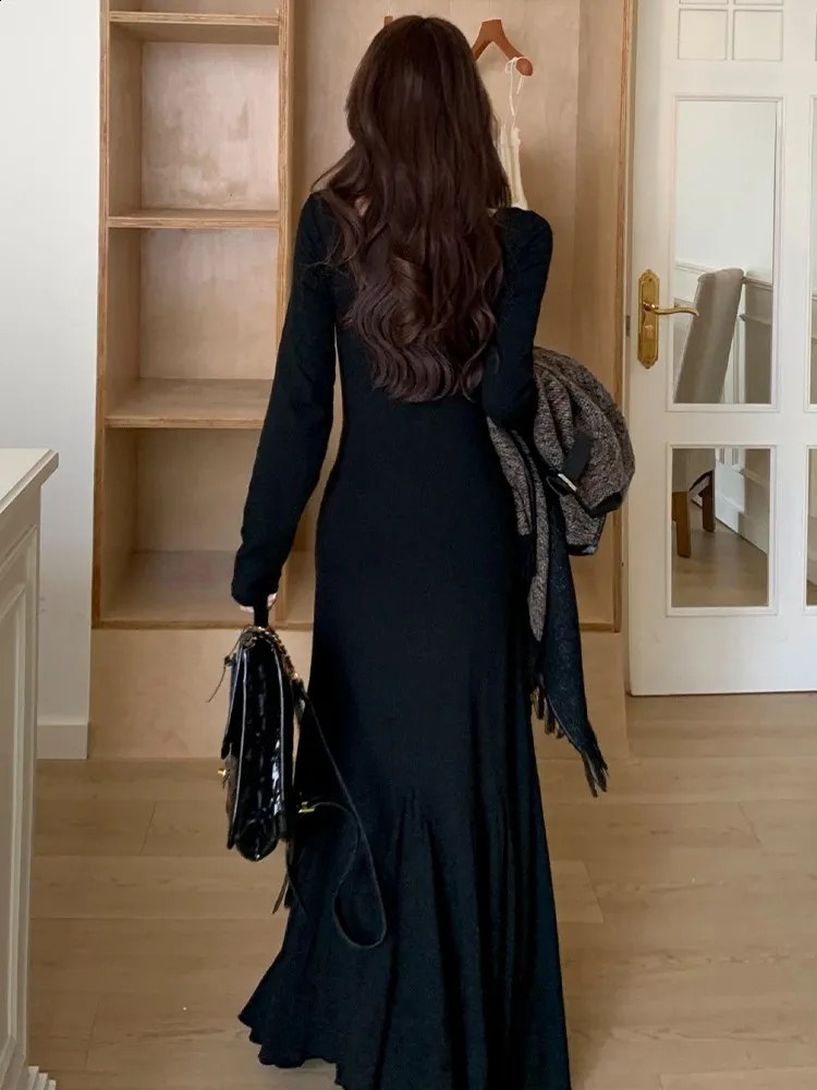 Elegant Korean Long Mermaid Dress Women Winter Sexy Slim