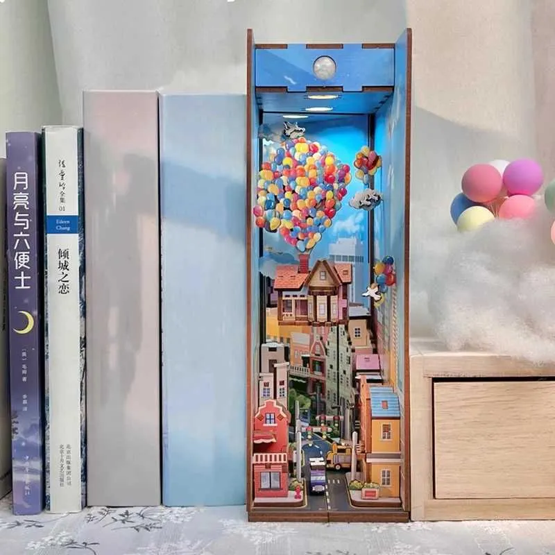 SUNNINO Kit Angolo Libro In Miniatura 'Charmcraft' Con Luci LED - Fai Da Te In Legno 3D Per Adulti - Stile Magico Diagon Alley - Regalo Creativo