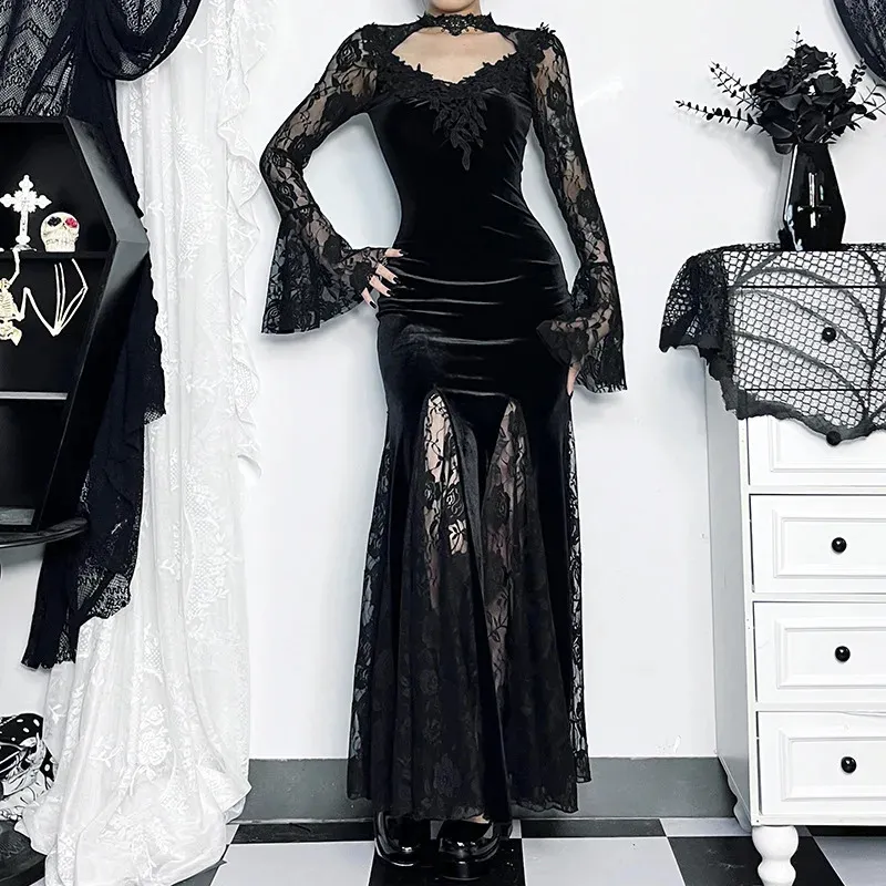 long gothic dress neopets MCR plays softly in the distance* : r/neopets