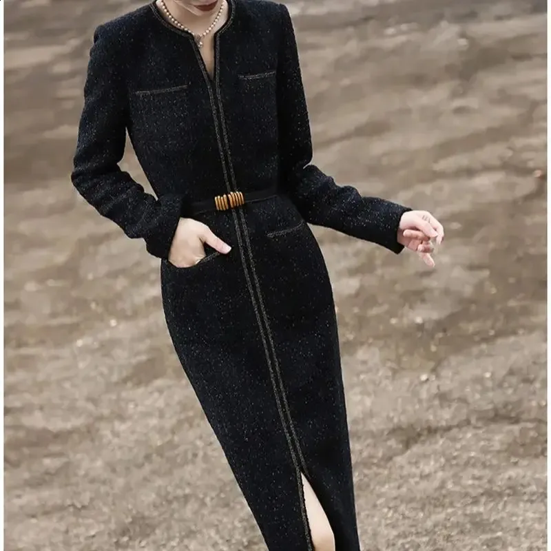 Elegant Tweed Midi Dress: Autumn Winter Fashion
