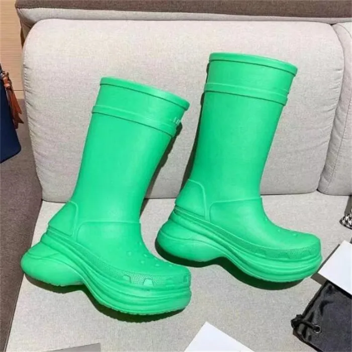 Luxury Designer Clearance Rain Boots With Round Head Thick Bottom Hole Waterproof And Anti Skid Knee Long Womens Rubber Shoes From Chaoyue2598 47.76 DHgate.Com