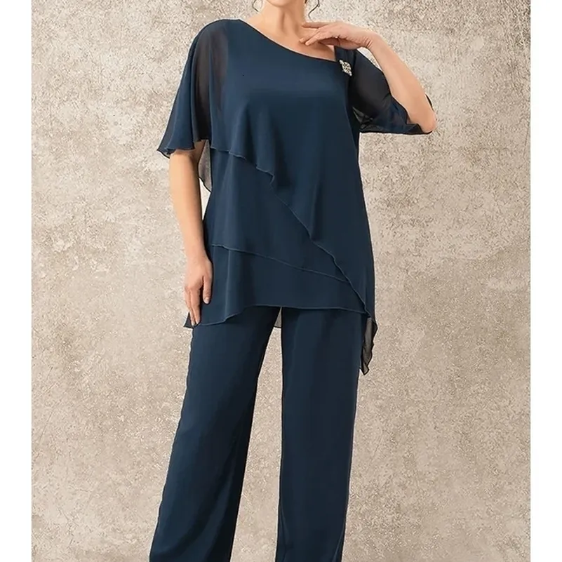Mother Of The Bride Pants Suits Plus Size: Womens Elegant Cape