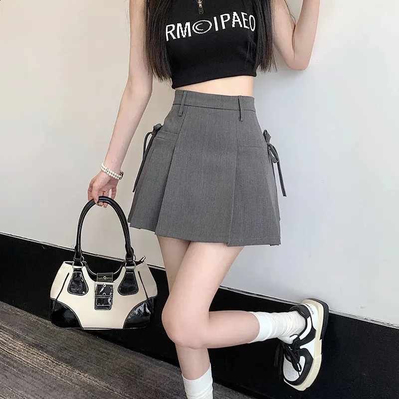 ★ MISEKI SEOUL★ Waist pocket bag mini skirt LIGHT GREY MS Yitimuceng Women's Mini Pleated mini skirt - High