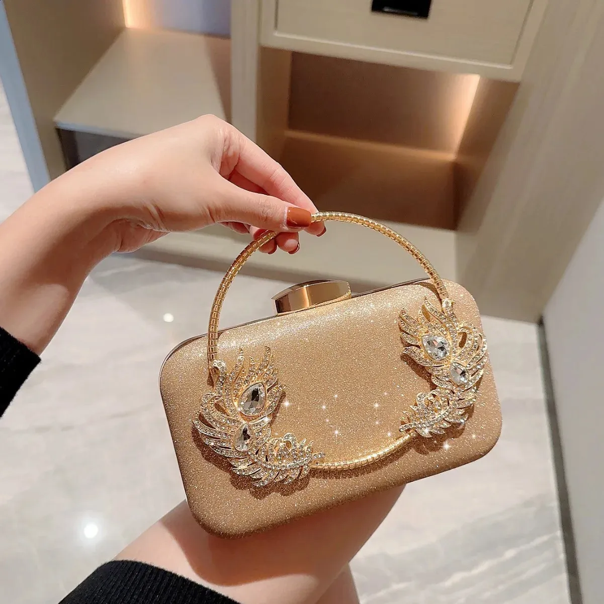Trendy Gold Square Evening Clutch Diamond Pattern Metal Handle Handbag for Women s Parties