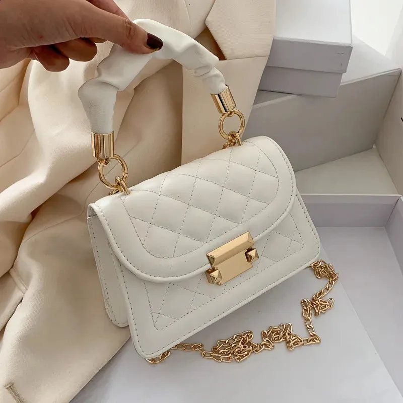 【LMR】韓国人気★MINI CHAIN CROSS BAG Ins Women's sling bag women - Classic Korean Fashion