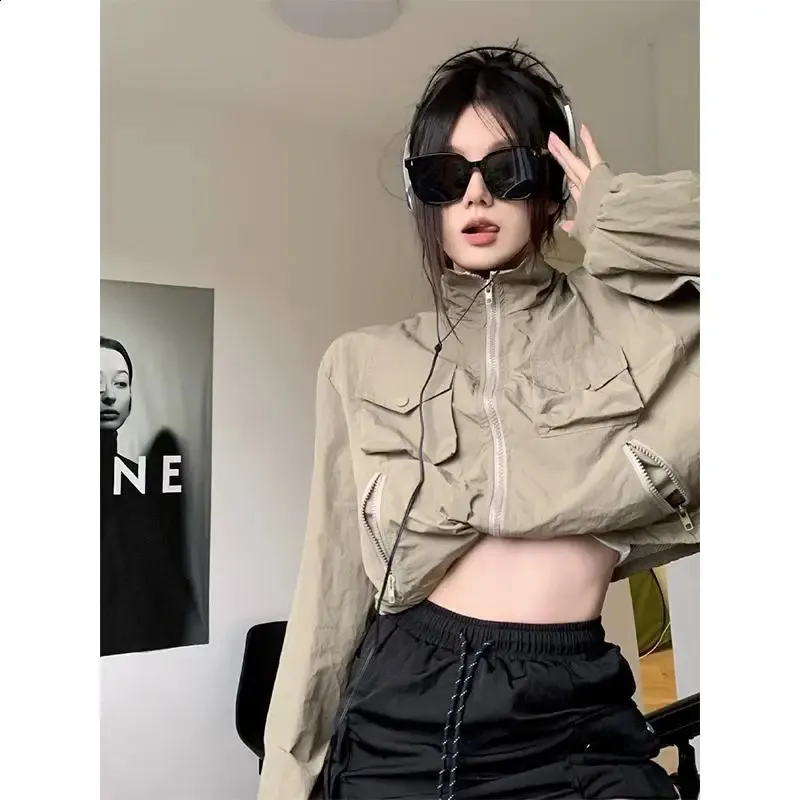 Women's Vintage Cropped Windbreaker Jacket - Gorpcore Streetwear, Korean Fashion, Zipper, UV Blocking, Casual Women's Vintage Cropped Windbreaker Jacket - Gorpcore Streetwear, Korean Fashion, Zipper, UV Blocking, Casual