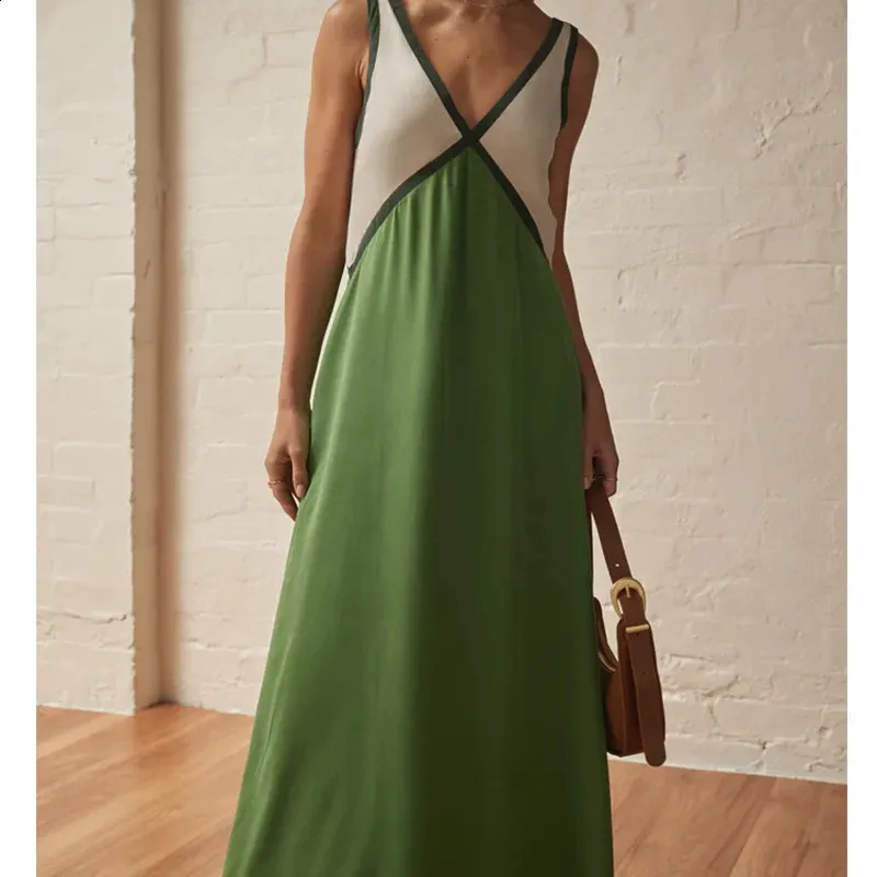 Womens Y2k Fairycore V Neck Maxi Dress Sleeveless Satin Patch Work Dress  Elegant Bohemian Summer Beachwear 240824 From Domainstore, $26.51 |  DHgate.Com