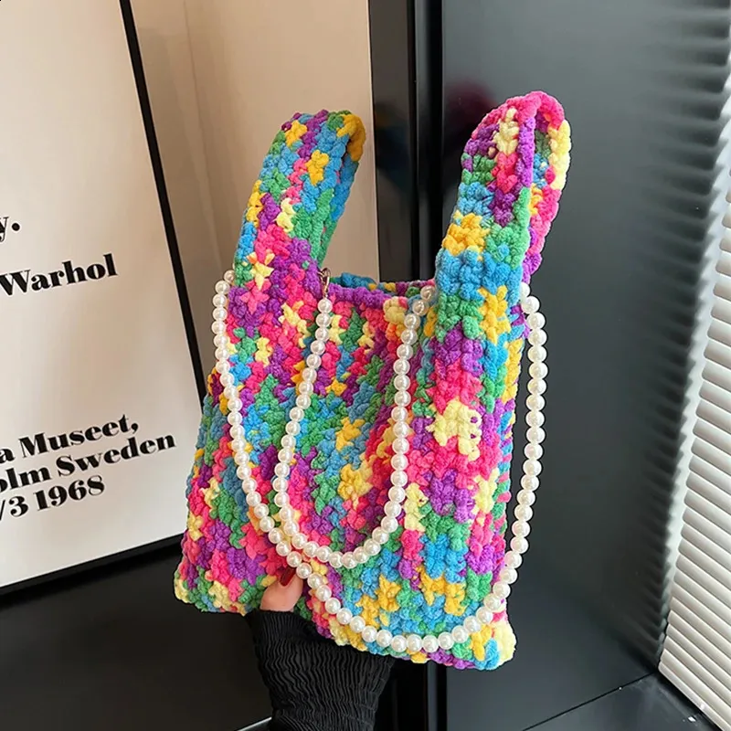 Woolen handbag sale