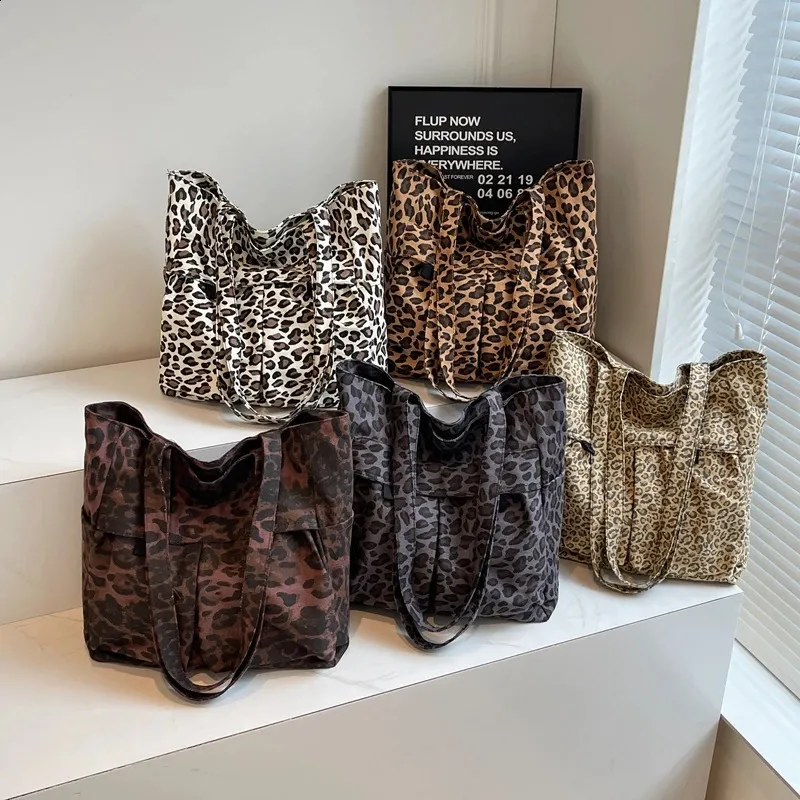 Nylon Tote Bag With Zipper, Leopard Print Large Capacity
