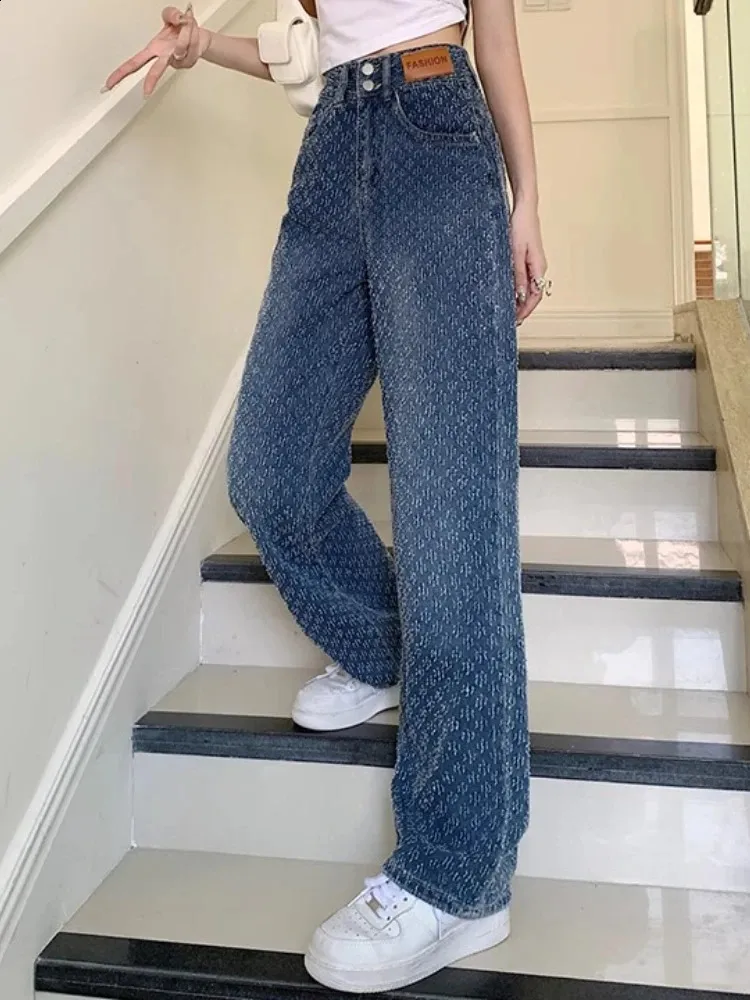 Y2K High Waist Straight Leg Jeans: Retro Fashion Denim