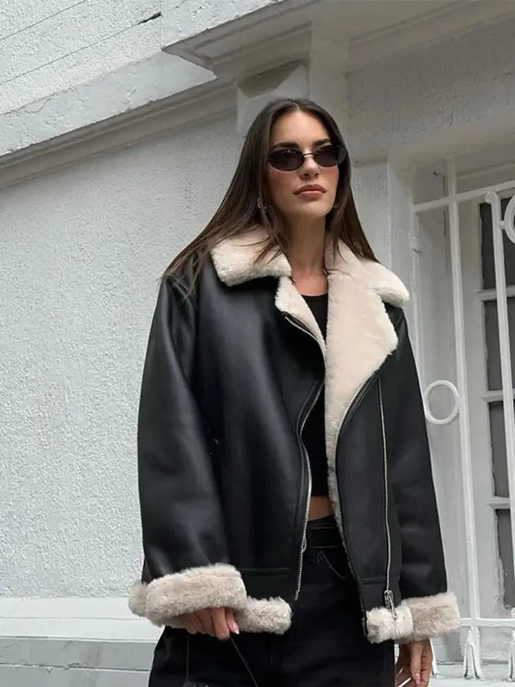 Women s Jackets 2024 Winter Womens Fashion Warm Fur Integrated Jacket Fashion Zipper Collar Full Slves Thick Leather Coat New Womens T shirt