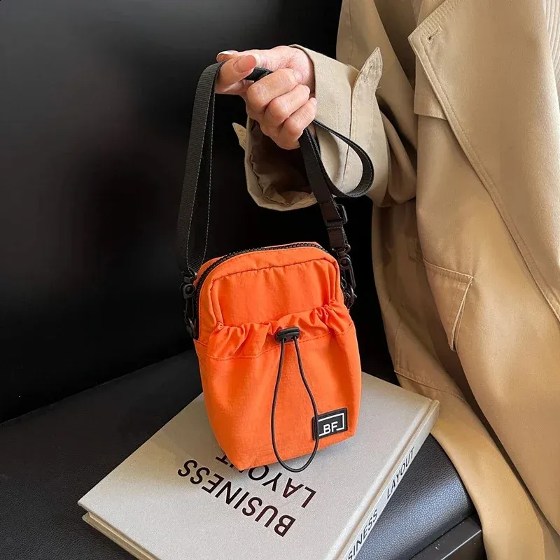 Nylon Lightweight 2Way Shoulder Bag (large) | OVY