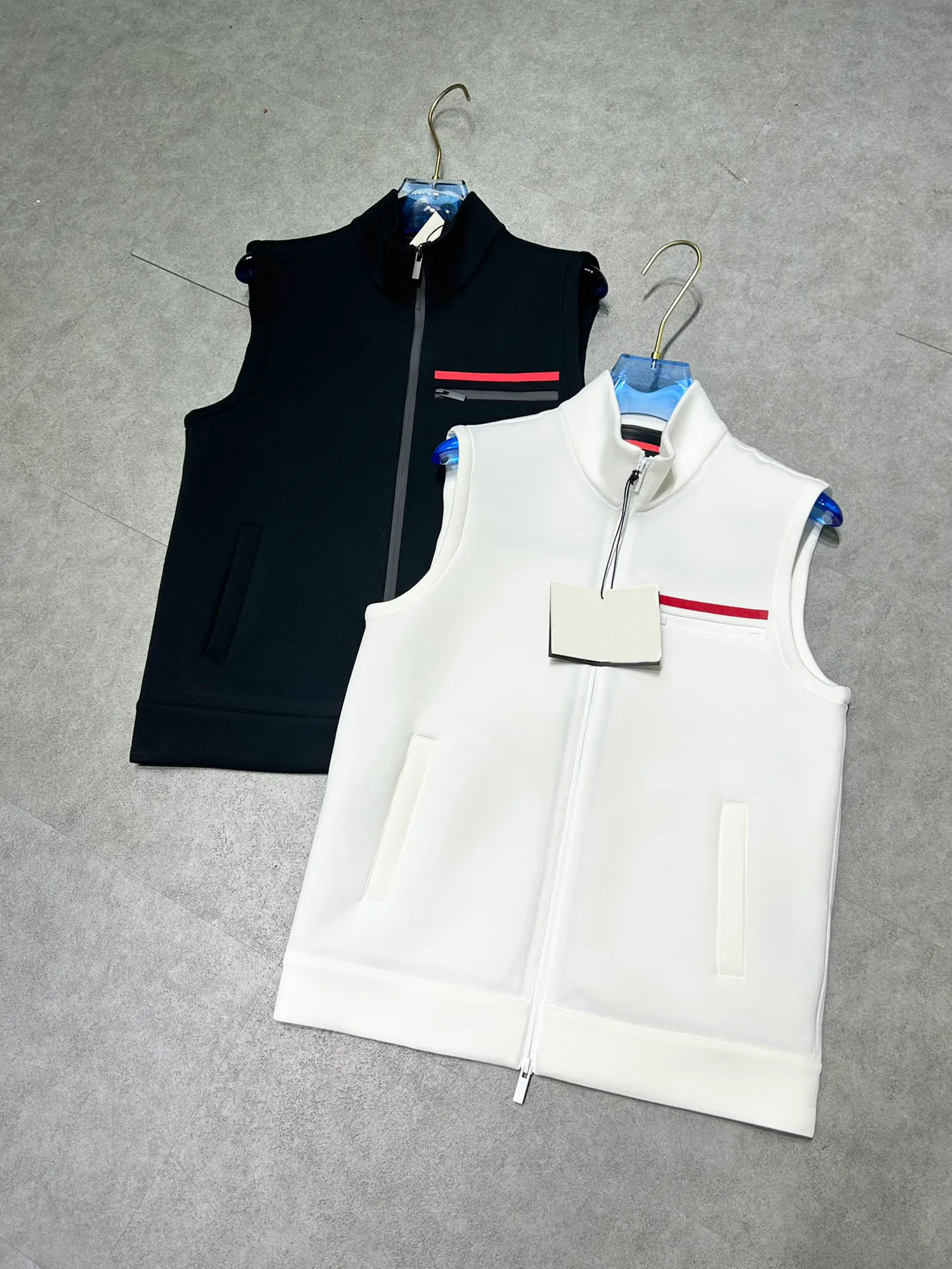 High End Mens Designer Zip Kari Traa Vest Classic Brand Style With 