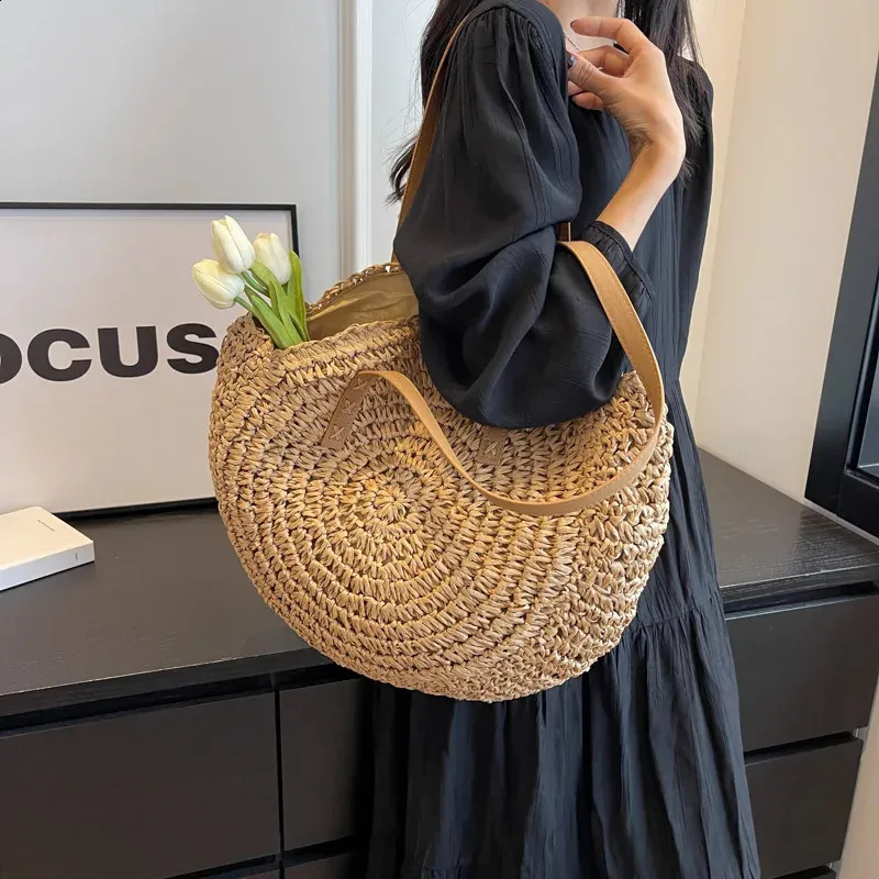 Summer Round Straw Shoulder Bags For Women Rattan Handmade Woven